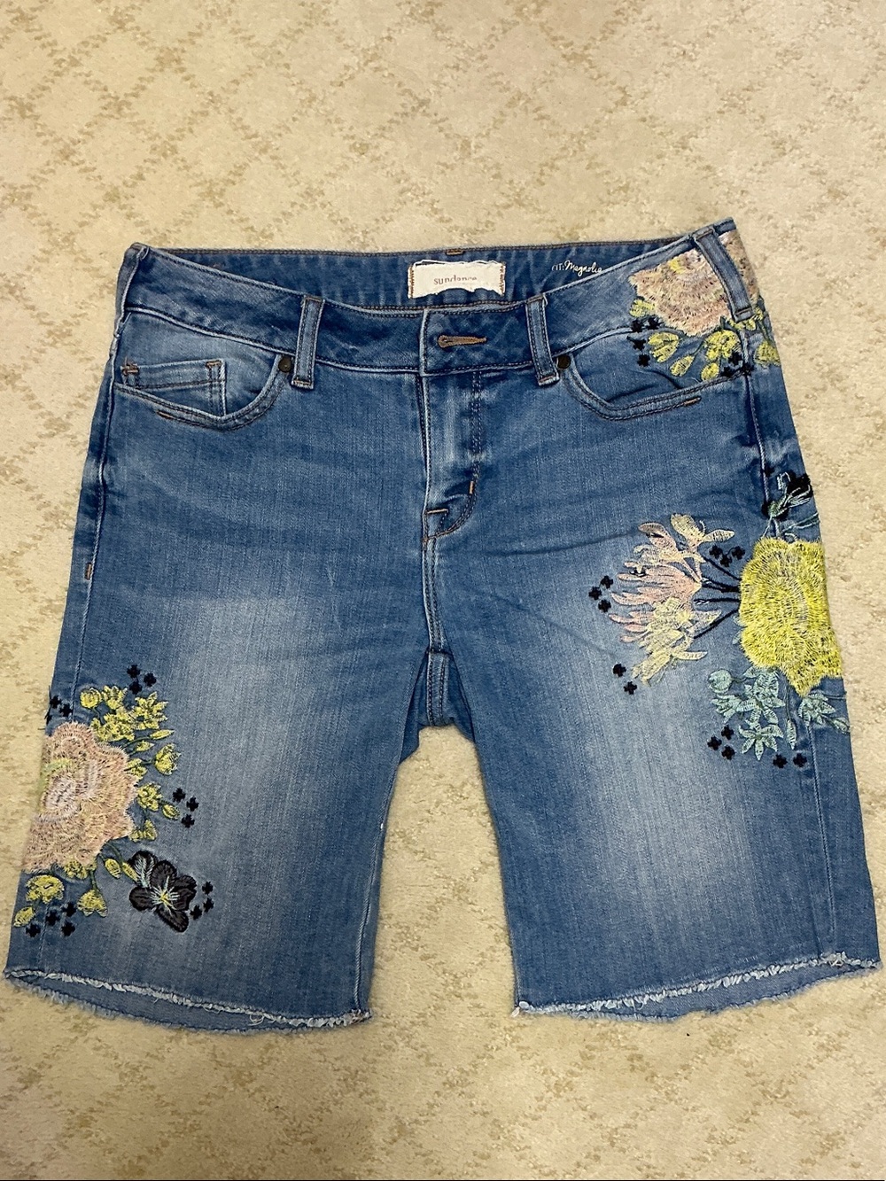 sundance boutique Blue Embroidered Denim Shorts